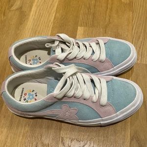 Converse and golf sneaker